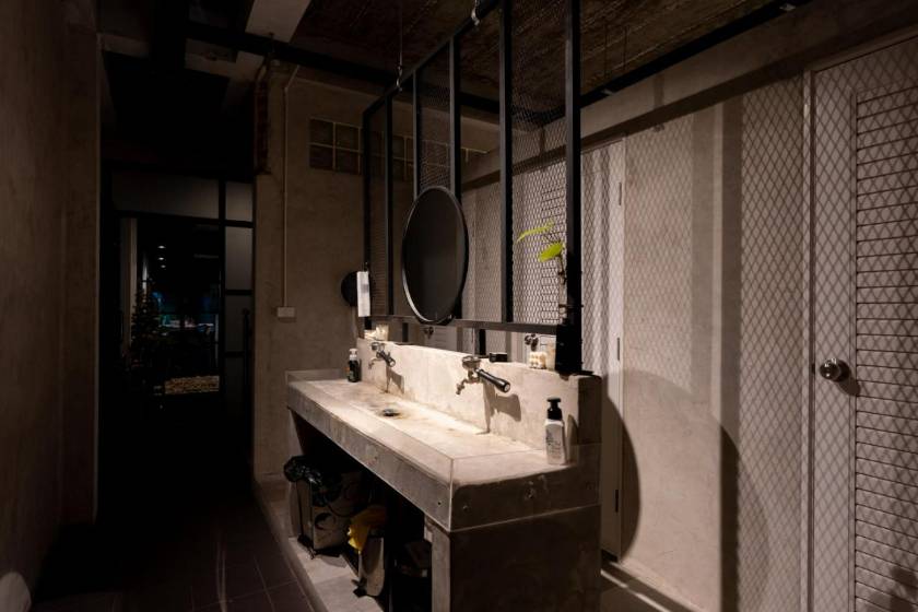 Niece Hostel Phuket - SHA Extra Plus - Queen Room with Shared Bathroom