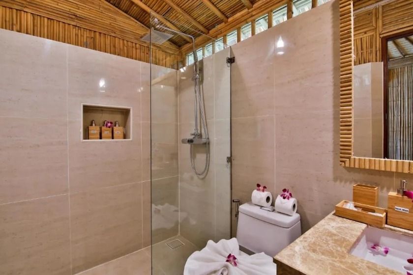 Phi Phi CoCo Beach Resort Phuket - Pool Beach Bungalow