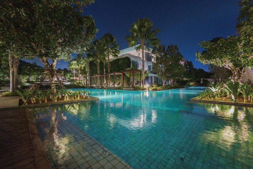 Stay Wellbeing & Lifestyle Resort Phuket - pool