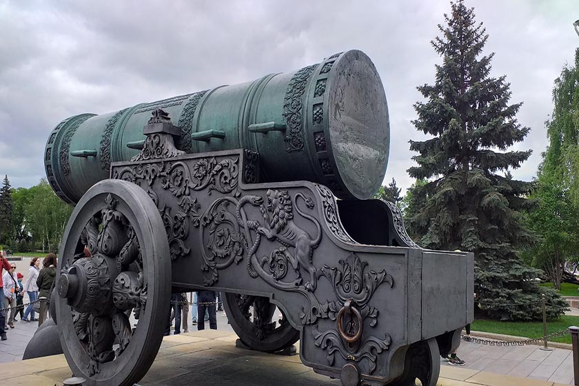 میدان کلیسا 