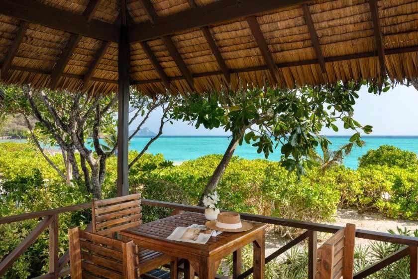 SAii Phi Phi Island Village Phuket - Beachfront Junior Suite