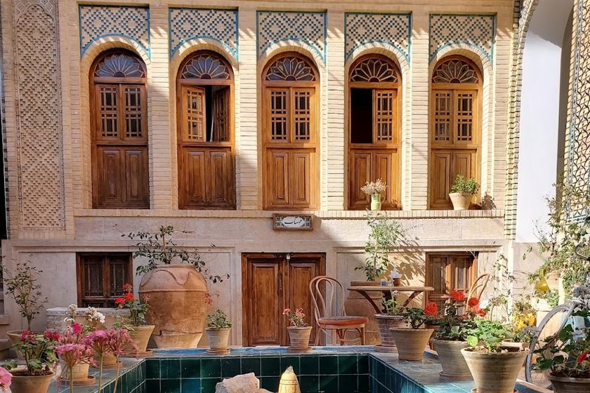 معرفی رستوران های سنتی شیراز