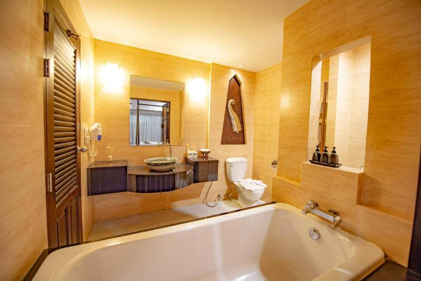 Navatara Phuket Resort - Deluxe Double or Twin Room with Pool Access