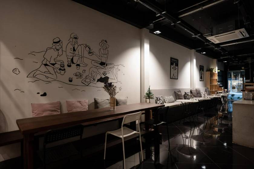 Niece Hostel Phuket - SHA Extra Plus - cafe