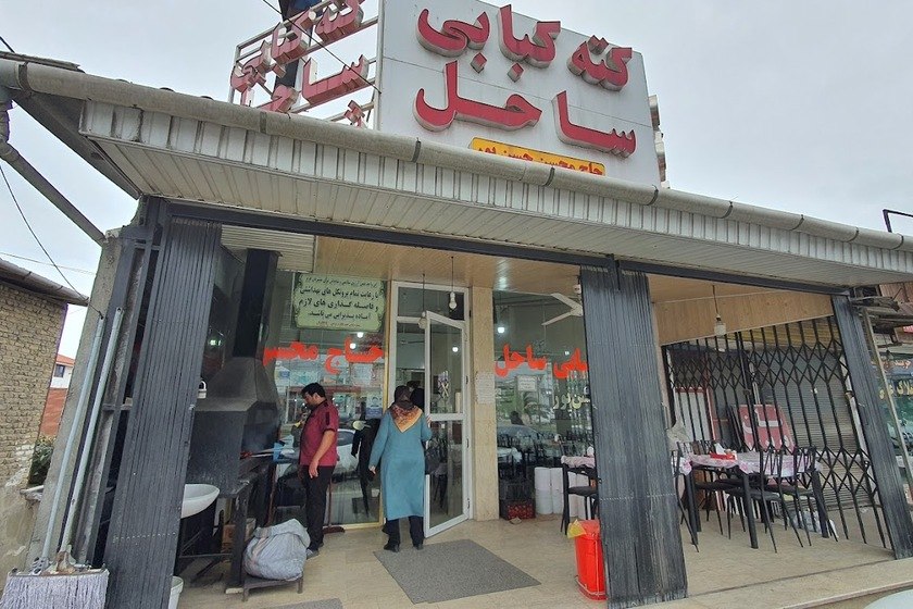 کته کبابی ساحل نوشهر. منبع عکس:‌ گوگل‌مپ. عکاس: علی احمدی