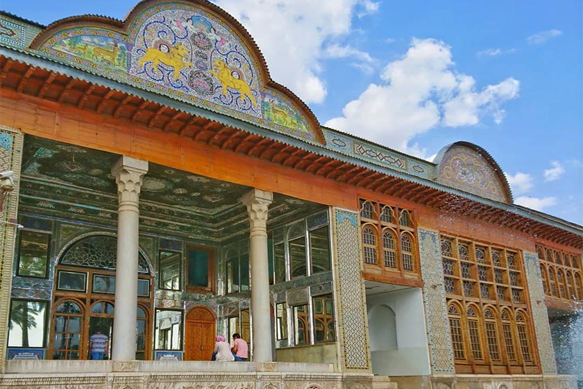 ایوان‌های باغ نارنجستان قوام 