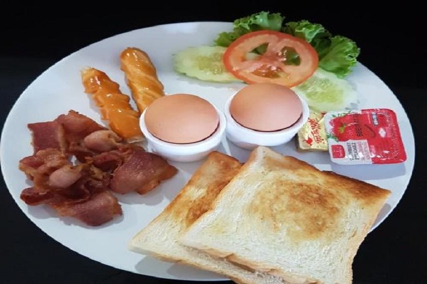 AM Surin Place - SHA Extra Plus Phuket - breakfast
