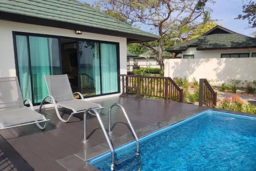 Phi Phi Holiday Resort Phuket - Beachfront Premier Pool