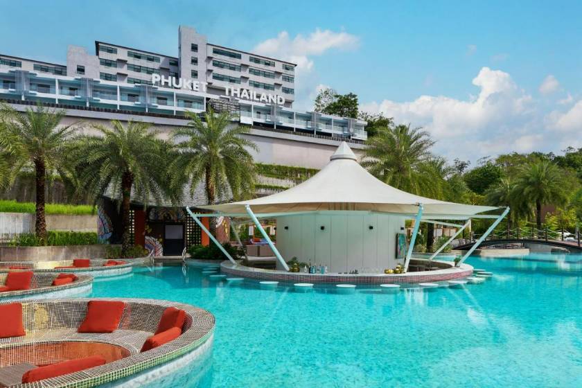 Patong Bay Hill - pool