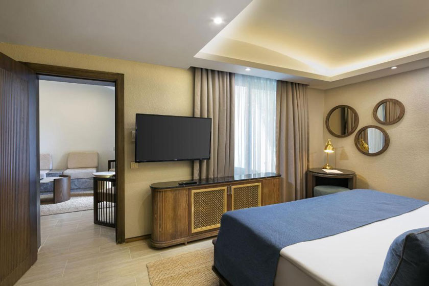 Rixos SungateAntalya - Family Lake House