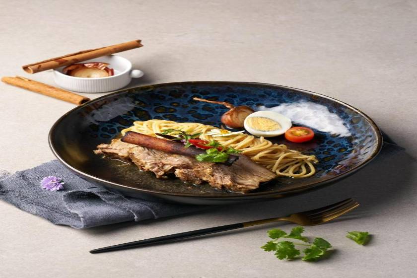 Patong Bay Hill - food and drink