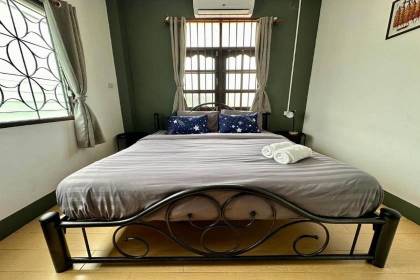 Niece Hostel Phuket - SHA Extra Plus - Queen Room with Shared Bathroom