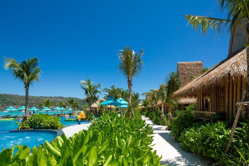 Phi Phi CoCo Beach Resort Phuket - pool