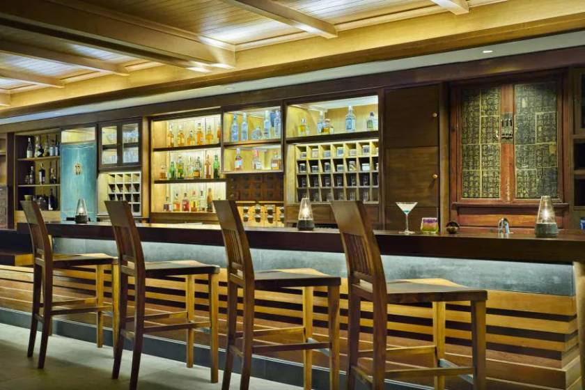 Anantara Layan Phuket Resort - cafe