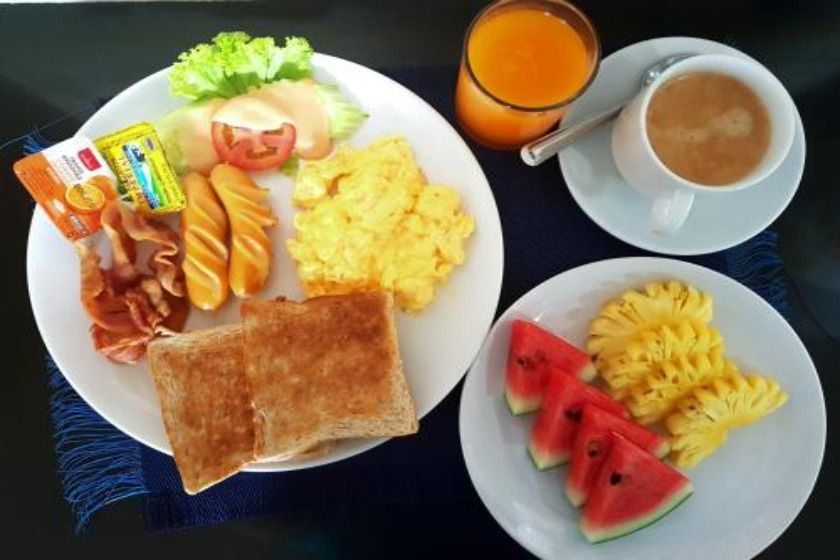 AM Surin Place - SHA Extra Plus Phuket - breakfast