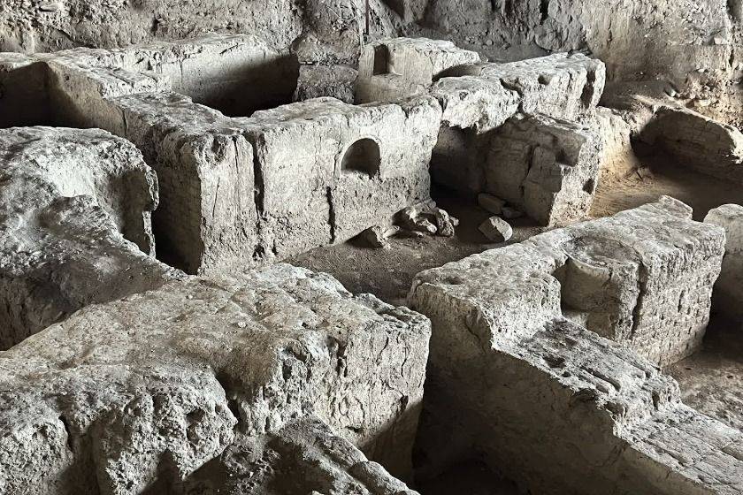 تپه هگمتانه همدان؛ از قدیمی ترین سکونتگاه های بشر در جهان