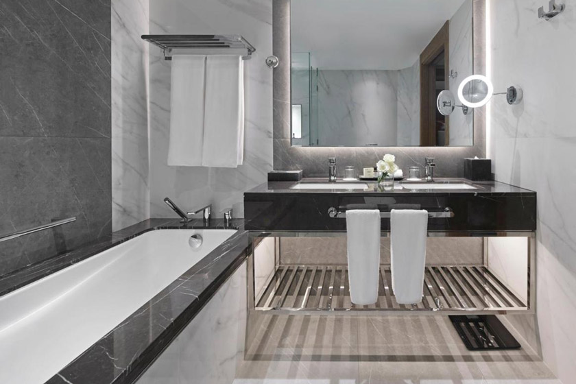 Fairmont Dubai - Dubai Suite, One Bedroom