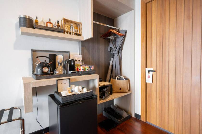 ANONA SUNSET Boutique - Deluxe Triple Room with Ocean View