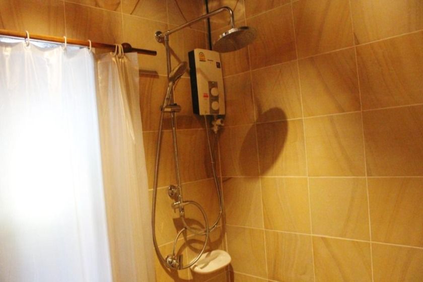 Phi Phi Phu Chalet Resort Phuket - Family Bungalow