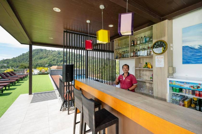 Paripas Patong Resort - restaurant