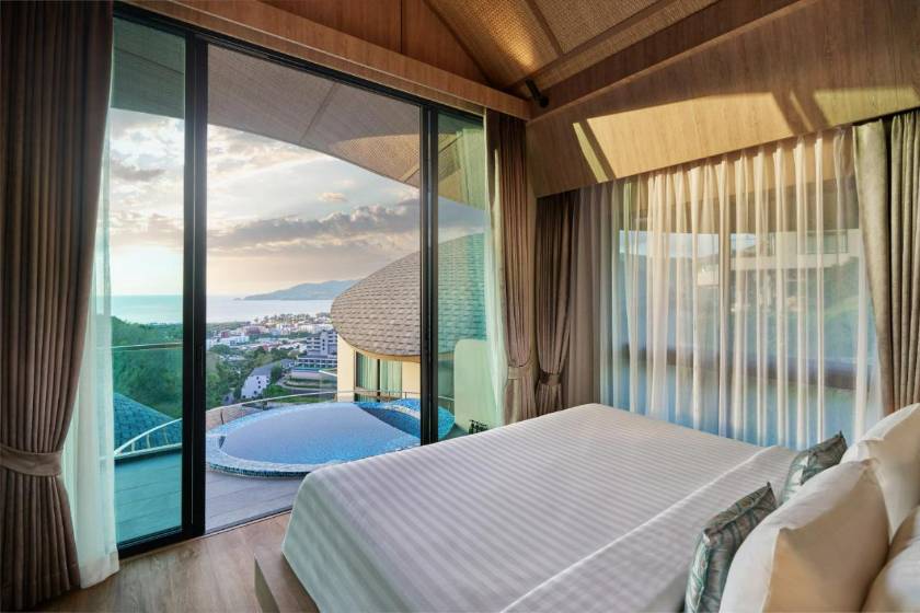 Patong Bay Hill - One Bedroom Suite Pool Access Seaview