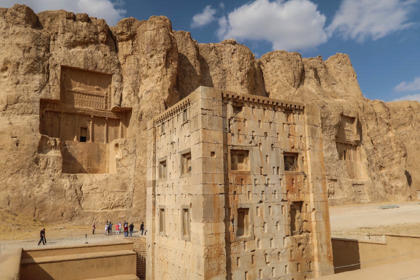 نکات بازدید از نقش رستم