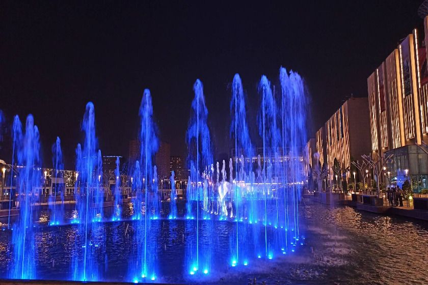 آبنمای ایران مال