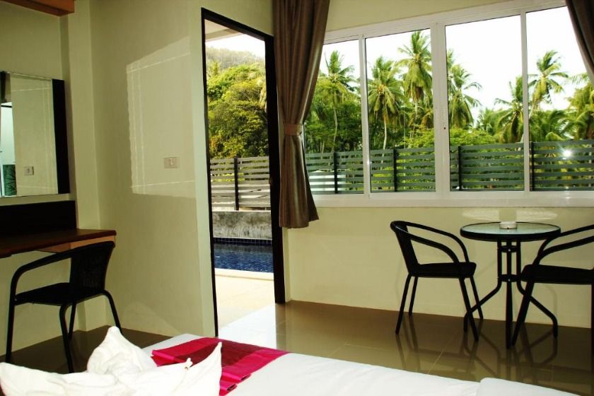 AM Surin Place - SHA Extra Plus Phuket - Deluxe Room Poolside