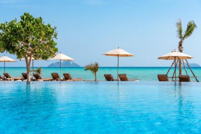 SAii Phi Phi Island Village Phuket - pool