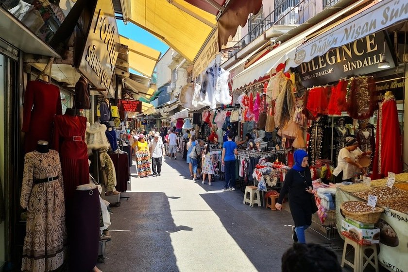بازار کمرالتی