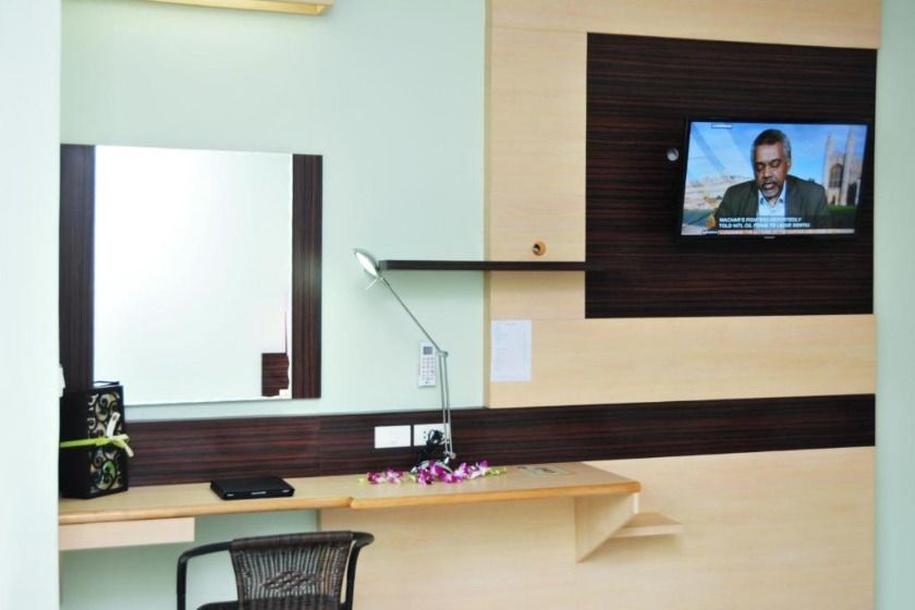 AM Surin Place - SHA Extra Plus Phuket - Deluxe Room