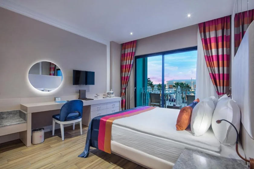 Granada Luxury Belek Antalya - Wonderland Room