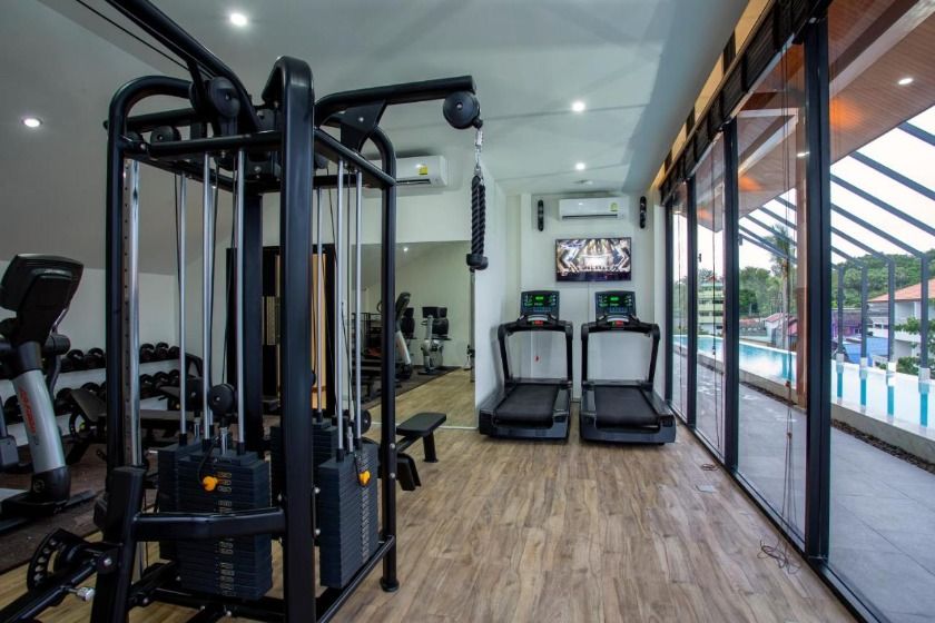Palmyrah Surin Beach Residences Phuket - fitness center 