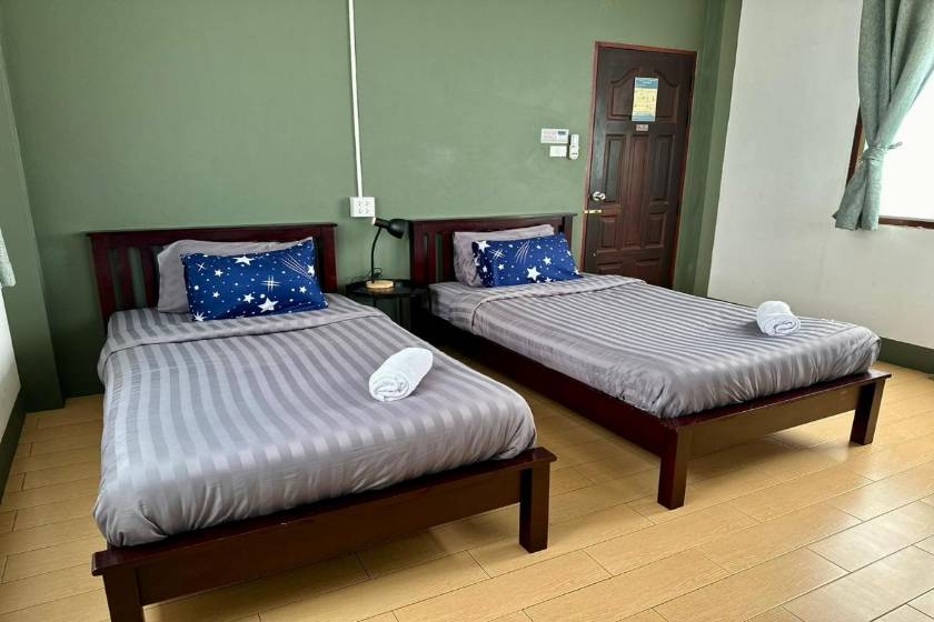 Niece Hostel Phuket - SHA Extra Plus - Superior Twin Room with City View