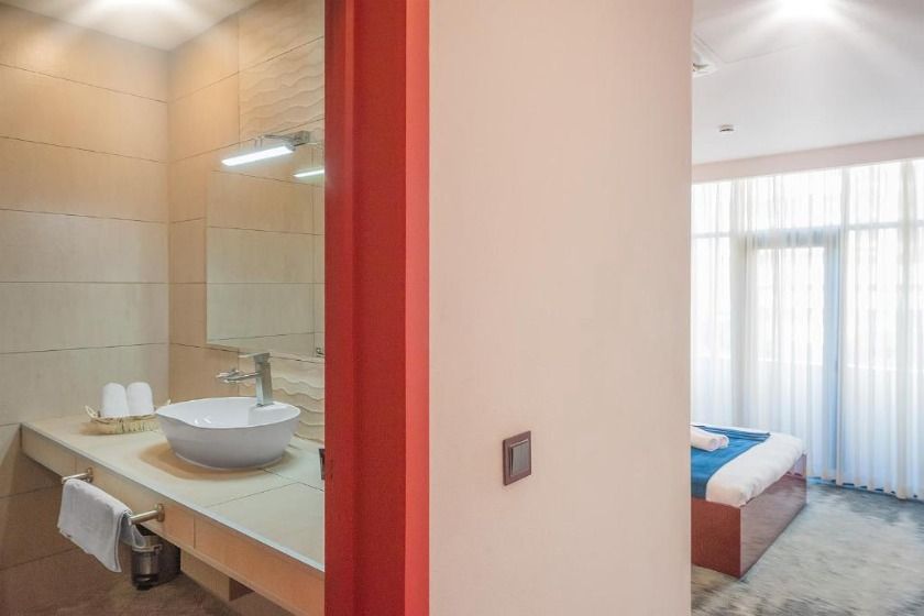 Denis Hotel Tbilisi - Double Room with Balcony