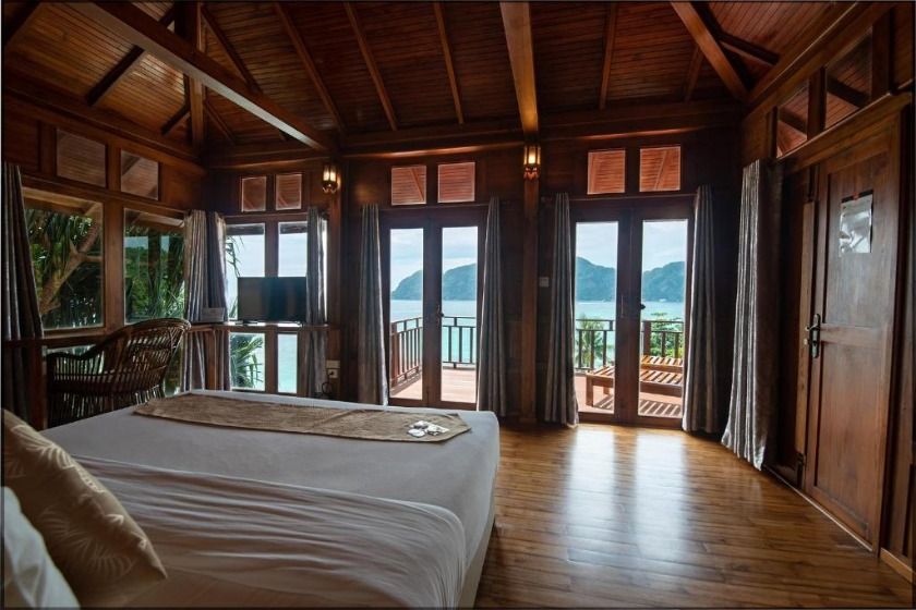 Phi Phi The Beach Resort Phuket - Grand Deluxe Villa with Sea View- Free Transfer to Tonsai Pier