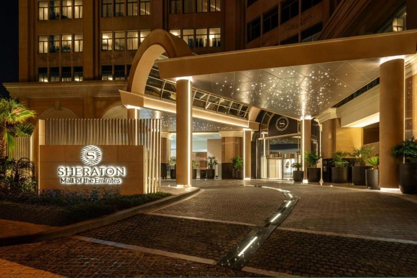 Sheraton Mall of the Emirates Hotel Dubai - facade