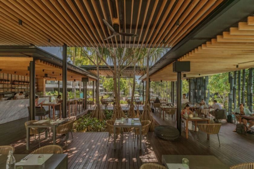 Stay Wellbeing & Lifestyle Resort Phuket - restaurant