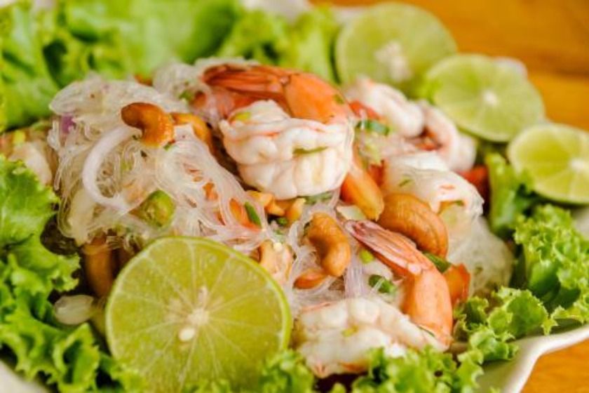 Phi Phi Phu Chalet Resort Phuket - food