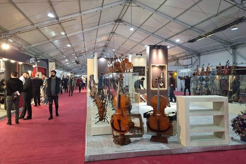 نخستین نمایشگاه موسیقی کودک و نوجوان گشایش یافت