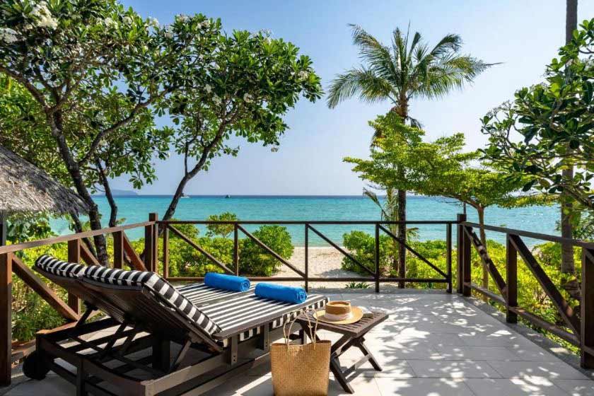 SAii Phi Phi Island Village Phuket - Beachfront Junior Suite