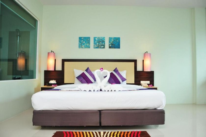 AM Surin Place - SHA Extra Plus Phuket - Deluxe Room Poolside