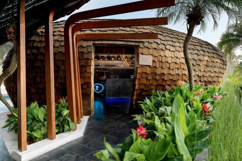 Wyndham Grand Nai Harn Beach Phuket - restaurant