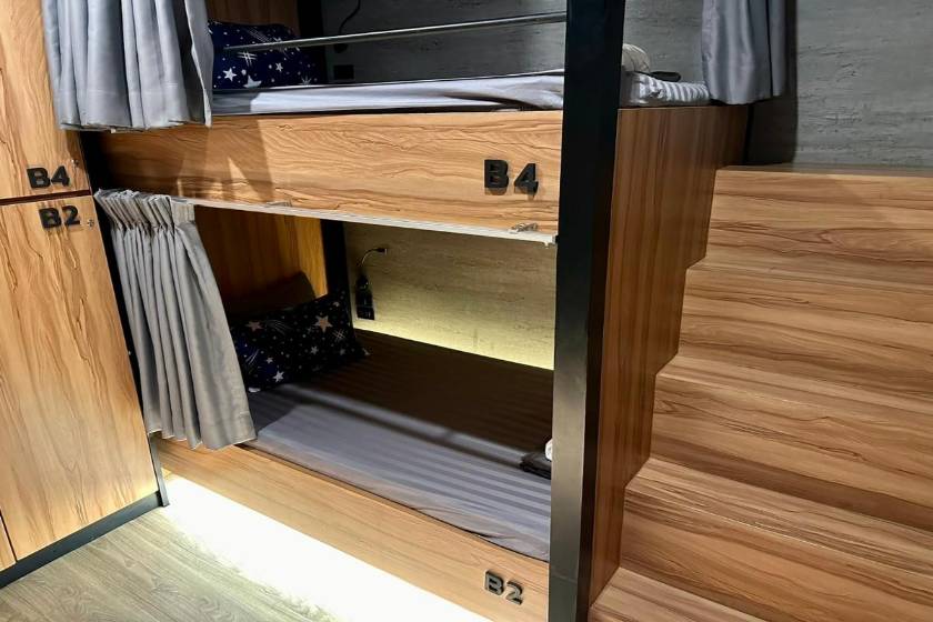 Niece Hostel Phuket - SHA Extra Plus - 4-Bed Mixed Dormitory Room