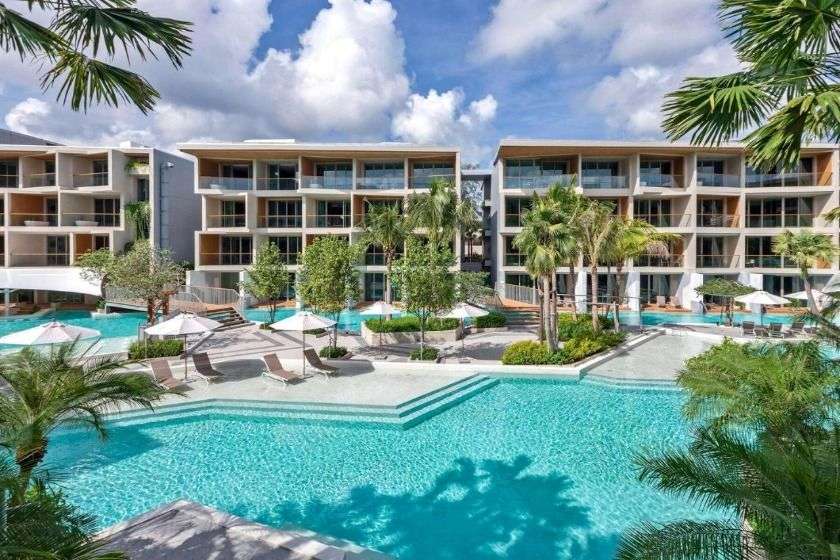 Wyndham Grand Nai Harn Beach Phuket - pool