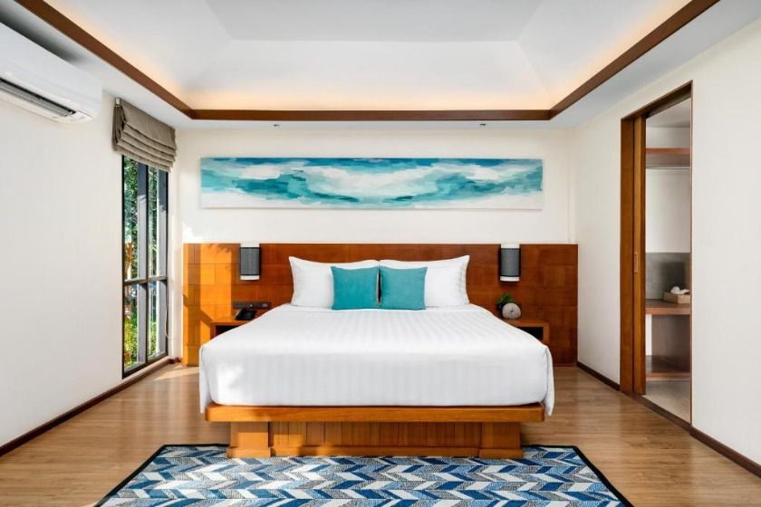 SAii Phi Phi Island Village Phuket - Beachfront Junior Suite