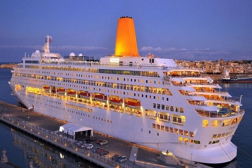 بازگشت کشتی های تفریحی کروز به آبراه های کیش