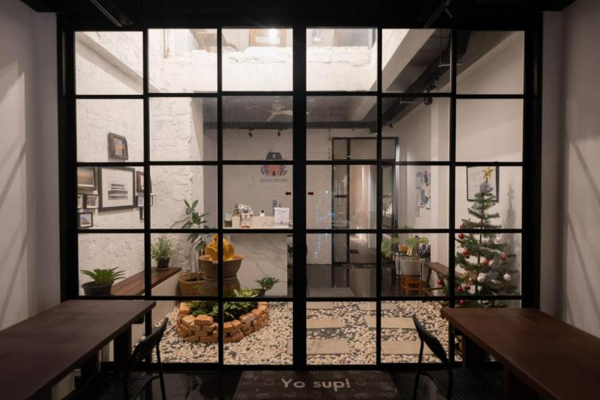 Niece Hostel Phuket - SHA Extra Plus - lobby