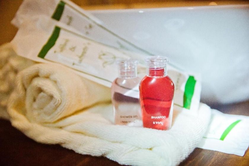 Phi Phi Phu Chalet Resort Phuket - Two-Bedroom Bungalow with Garden View