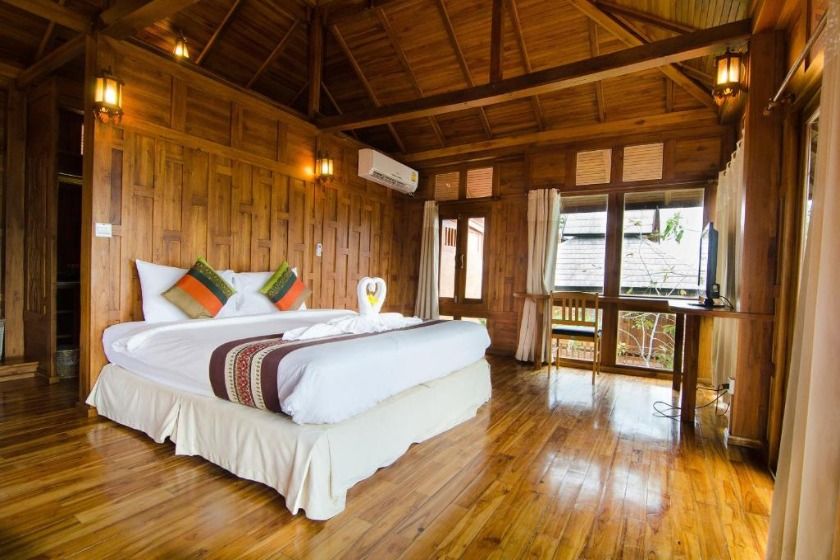 Phi Phi The Beach Resort Phuket - Front Side Deluxe Villa- Free Transfer to Tonsai Pier